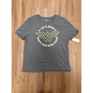 Wonder Woman Mom Super Power Graphic T-Shirt Gray Gold Metallic Size M NWT